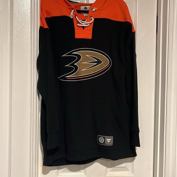 Large Anaheim Ducks hoodie - Picture 2 of 6